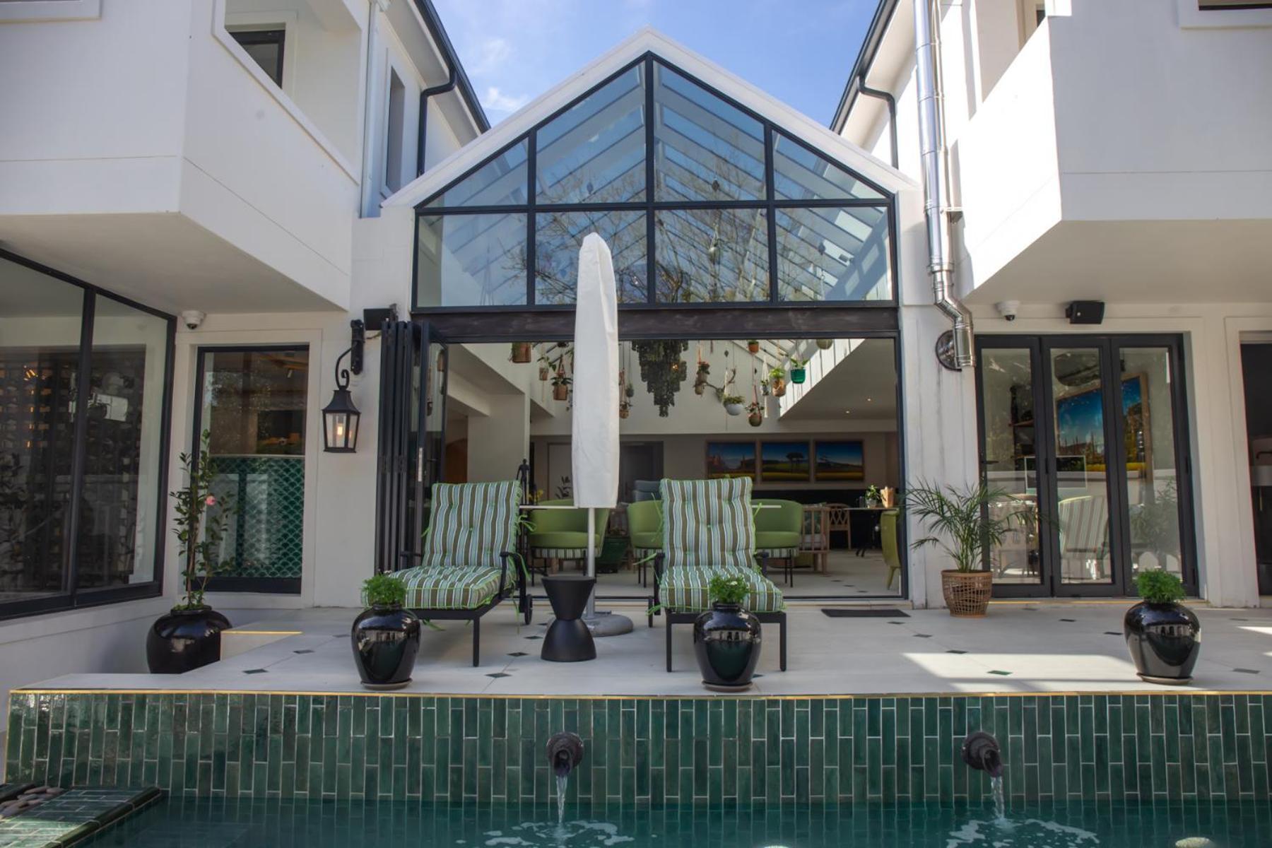 Le Petit Manoir Gasthuis Franschhoek