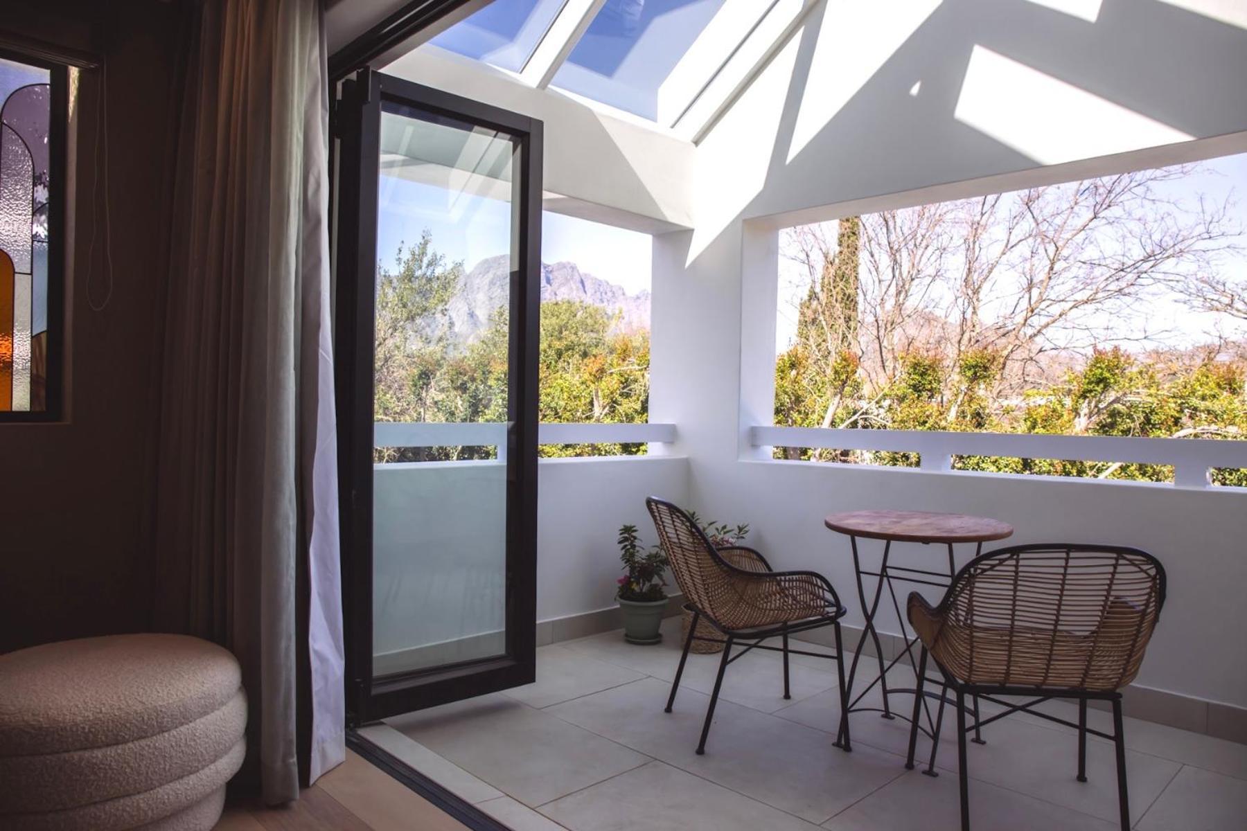 Le Petit Manoir Franschhoek